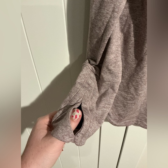 Athleta Uptempo Elevate Hoodie Sweatshirt  Pullover Top Long Sleeve Thumbholes M - Picture 5 of 5